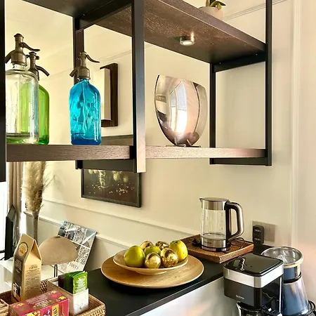 Retreat,ac,pool,ev Car Apartment *