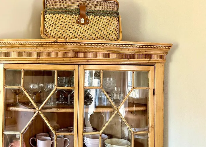 Retreat,ac,pool,ev Car