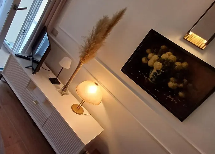 Retreat,ac,pool,ev Car