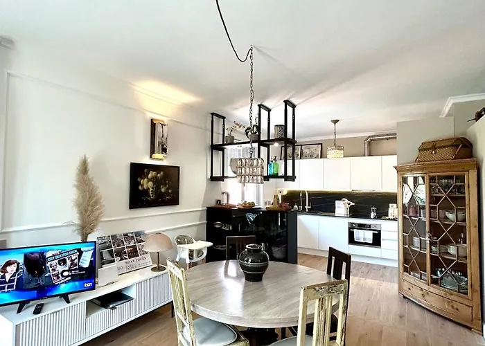 Apartman Retreat,ac,pool,ev Car